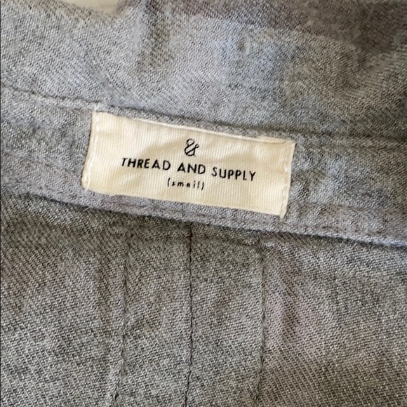 ❌SOLD Tobi Gray Plaid Flannel (Thread and Supply) - Picture 16 of 16